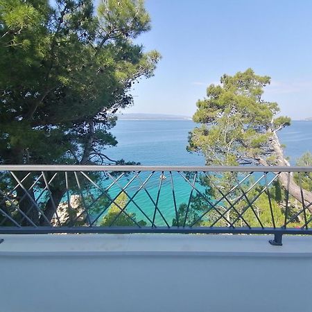 Apartmani Mares - 20 M From The Beach بريلا المظهر الخارجي الصورة